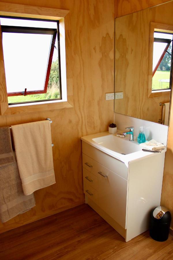 Luxury Container Cabin Masterton Kültér fotó